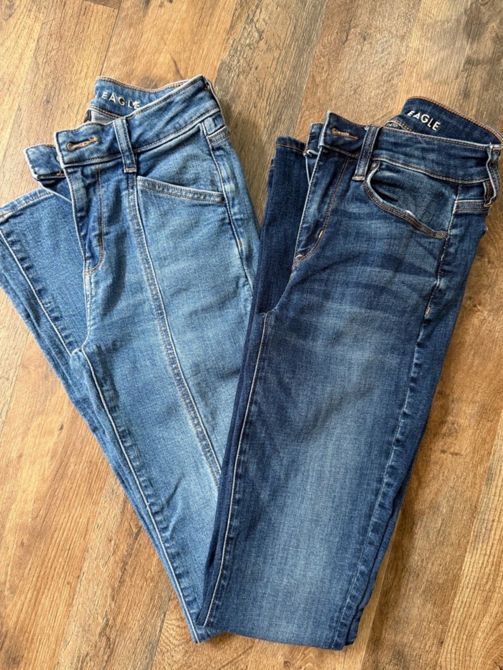 2 Pairs AE Hi-rise Skinny Kick Jeans